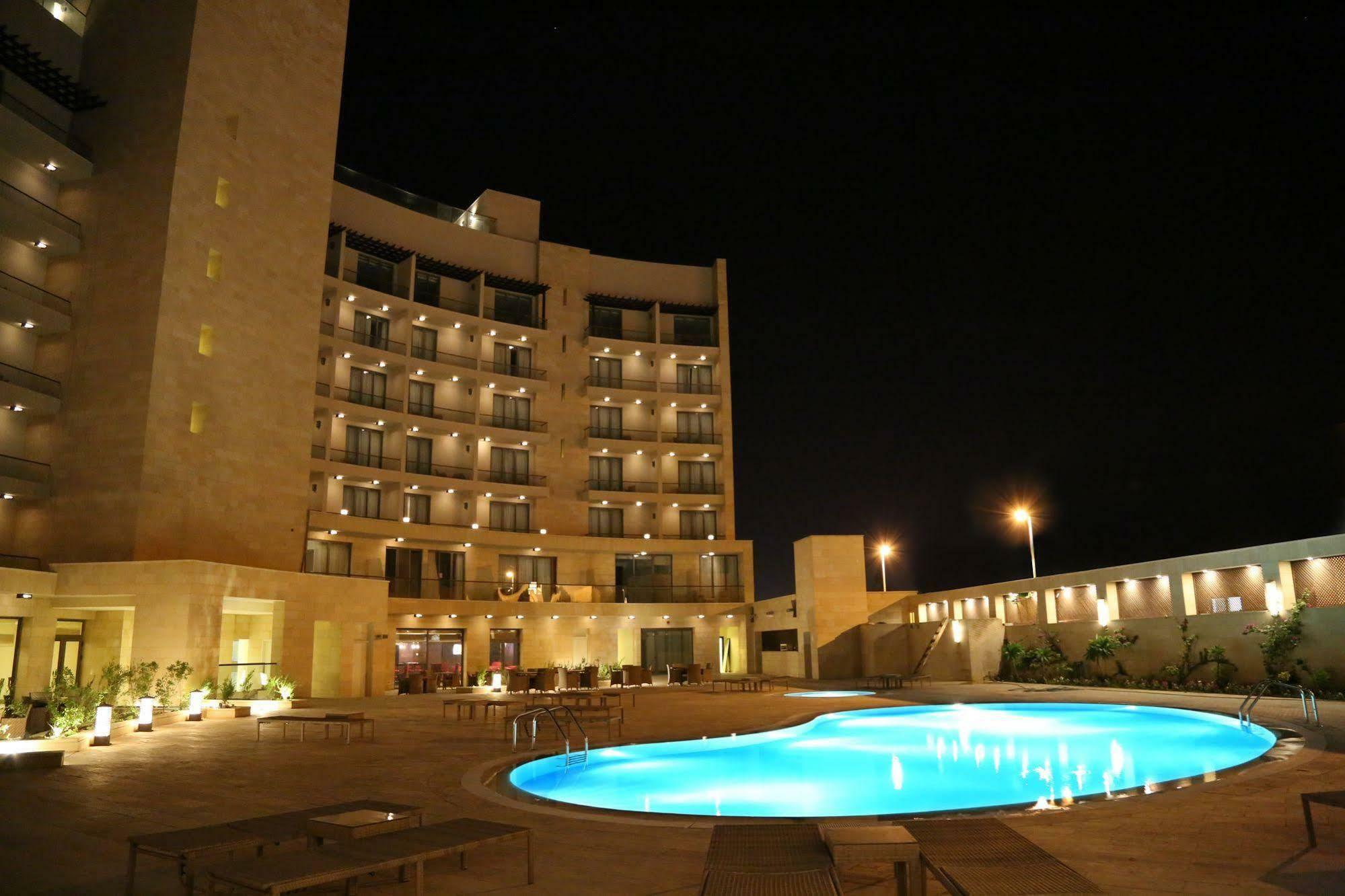 Oryx Hotel Акаба Экстерьер фото